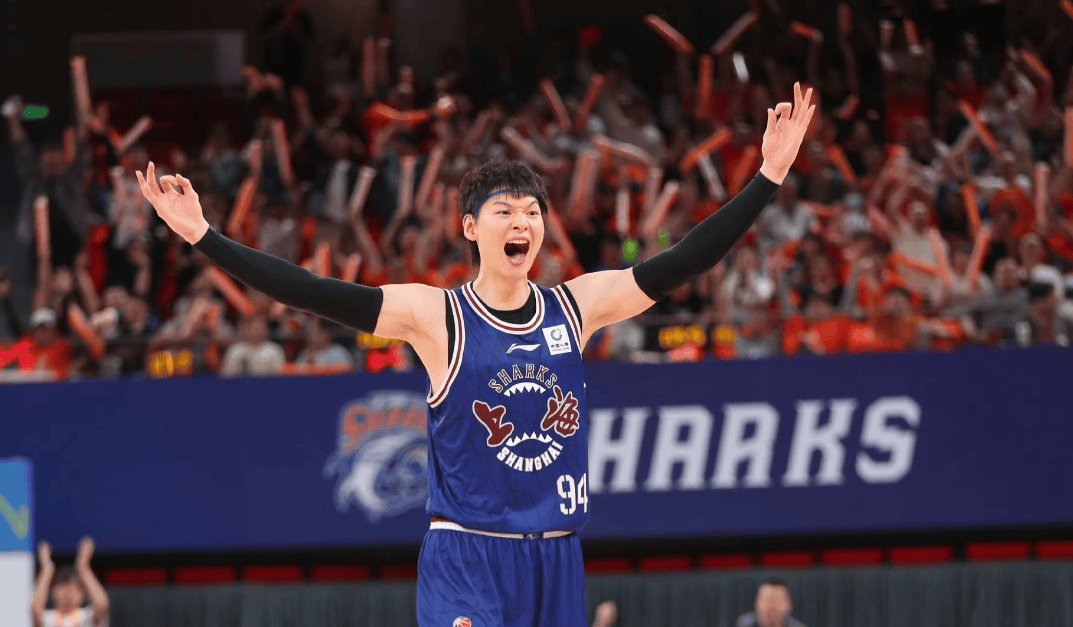 包含赛后突围战来临；广东宏远围绕NBA常规赛遗憾出局；管理层满意；资深球员宣示担当的词条