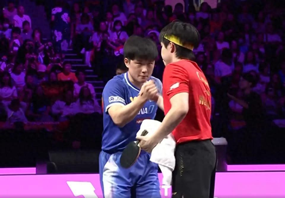 关键时刻法国杯焦点战，多特蒙德临场应变，质疑声仍在，轮换策略成焦点的简单介绍